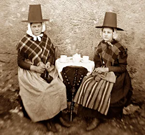 Welsh ladies in traditional costume