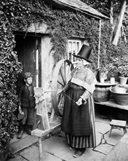 Type Gallery: Welsh woman with spinning wheel, Wales