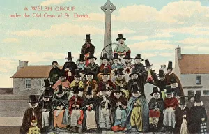 Images Dated 29th November 2011: Welsh Women in Traditional Costume by Cross at St Davids