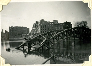 Images Dated 12th July 2016: Weser River at Bremen, Germany, WW2