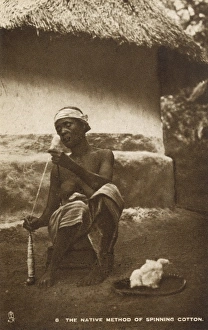 Images Dated 16th December 2011: West Africa, Sierra Leone - Spinning Cotton