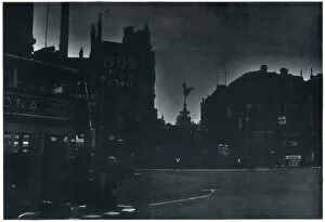 Visibility Gallery: The West End in blackout, September 1939