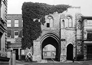 West Gate, Winchester, Victorian period