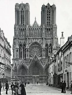 Images Dated 7th May 2021: West Front of Rheims Cathedral, France