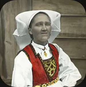 Western Norway - Married woman (- Hardangerfjord)