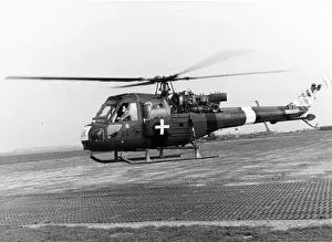 Westland Scout AH1 XV122 acting as mail men