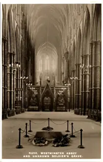 Westminster Abbey - Nave & Unknown Soldiers Grave
