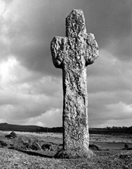 Images Dated 18th May 2011: Whitchurch down Cross