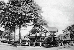 Whitchurch Dodington Fountain early 1900s