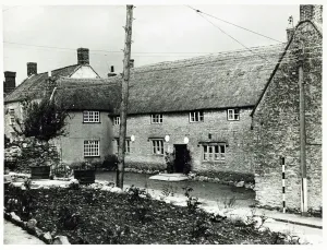 The White Hart pub, Yetminster, Dorset