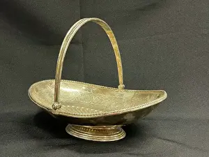 White Star Line, First Class Elkington plate bread basket