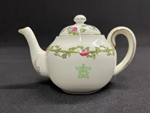 Teapot Prints: White Star Line, First Class teapot with rose design