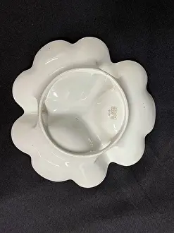 White Star Line, Stonier Wisteria hors d'oeuvre dish (base)