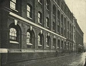 Paupers Collection: Whitechapel Workhouse Infirmary, East London
