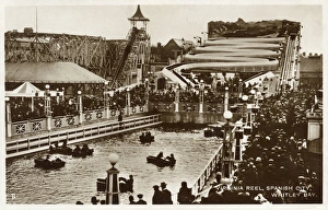 Images Dated 11th July 2016: Whitley Bay Amusements