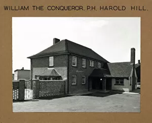 Conqueror Gallery: William The Conqueror PH, Harold Hill, Greater London