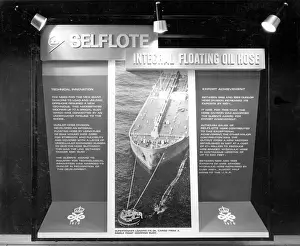 Window display for Dunlop's Selflote floating oil hose