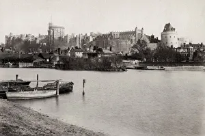 Themes Prints: Windsor Castle from the River Themes