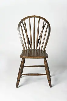 Windsor side chair with hoop back