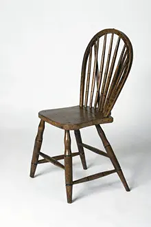 Windsor side chair with hoop back