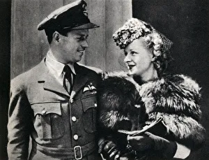 Images Dated 4th May 2018: Wing Commander Guy Gibson & wife at Buckingham Palace for VC