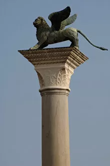 Images Dated 3rd September 2007: Winged lion statue of Saint Mark on a granite column in the