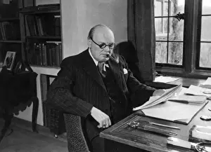 Manor Prints: Winston Churchill at Chartwell Manor