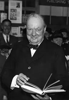Winston Churchill opening book fair, 1937