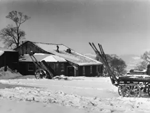 Rawdon Prints: Winter Farm Scene