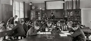 Ohms Prints: Wolverhampton Orphanage - Physics Lesson