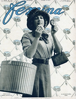 Images Dated 29th November 2016: Woman in 1911