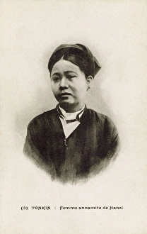 Annamite Gallery: Woman from the Annam Province, Vietnam in Hanoi