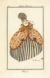 Images Dated 9th April 2019: Woman in ball gown and mask, costume of Manon Lescaut