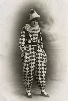 Images Dated 20th October 2016: Woman in clown fancy dress outfit