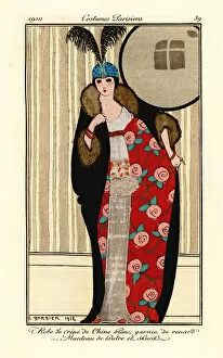 Chine Gallery: Woman in crepe de chine dress, cape of otter and skunk fur