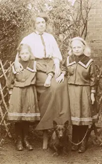 Mothers Prints: Woman with her two daughters and a Scottish Terrier