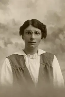 Bemused Prints: Woman with funny spectacles