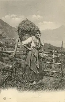 Lago Prints: Woman of the Italian Lakes with straw backpack