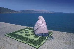 Haze Prints: Woman in pink shawl, Lake Egirdir