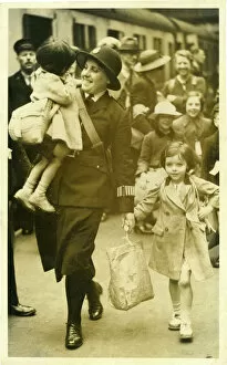 Duty Gallery: Woman police officer Kathleen Saville, London, WW2