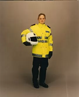 Policewomen Gallery: Woman police officer in reflective uniform, London