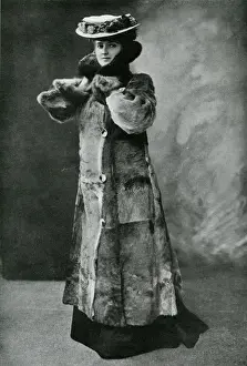 Overcoat Prints: Woman wearing a motor-coat 1904
