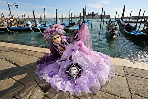 Images Dated 8th February 2013: Woman wearing Venice Carnival Costume