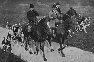 Pursuits Collection: Women acting as Master of Foxhounds, World War I