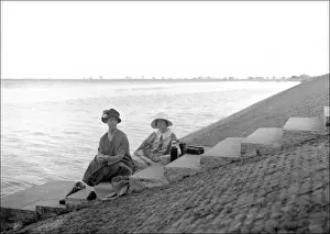 Reach Prints: Two women at Bideford, Devon