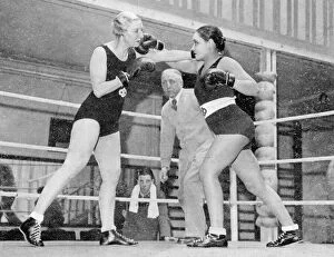 Boxing Collection: Women Boxing 1933
