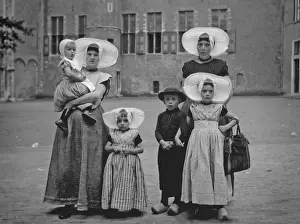 Headgear Prints: Women and children in traditional dress, Netherlands