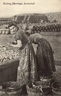 Prepare Prints: Women gut Herring - Lowestoft, Suffolk
