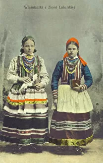 Images Dated 31st March 2011: Women from Lublin, Poland
