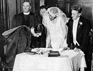 Conducted Prints: Women Minister officiating a wedding